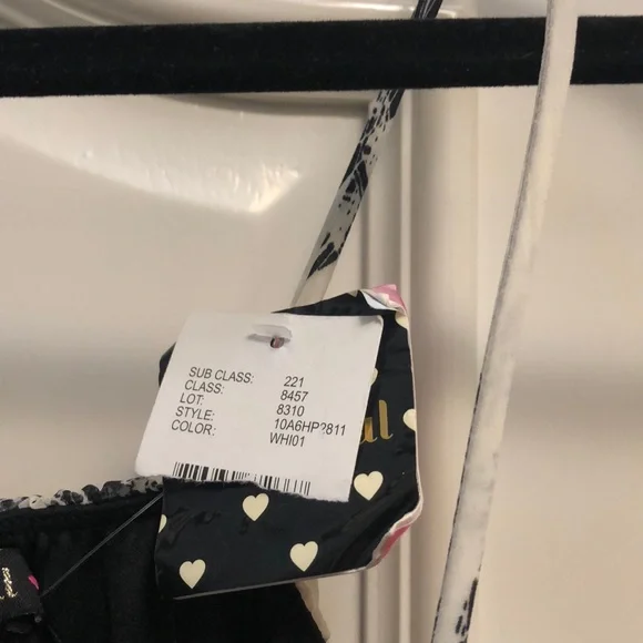 Black and white pattern dress - Picture 4 of 4